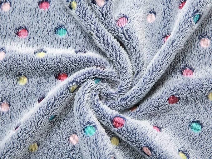 1 Pack 3 Blankets Super Soft Cute Dot Pattern Pet Blanket Flannel Throw - Image 5