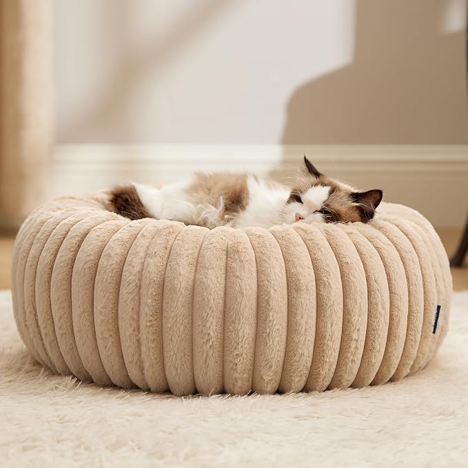 Bedsure ComfyFleece™ Cat beds for Indoor Cats - Image 7