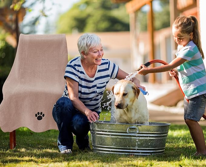 Microfiber Dog Towels for Drying Dogs, Super Absorbent and Soft Pet Grooming - Image 6