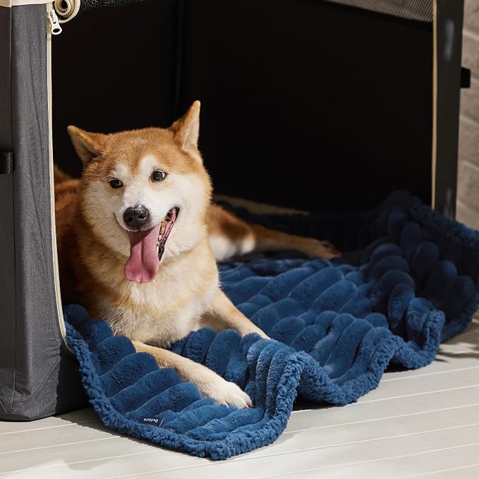 Bedsure ComfyFleece™ Waterproof Dog Blankets - Image 8