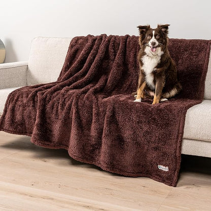 PetAmi Fluffy Waterproof Dog Blanket by PetAmi