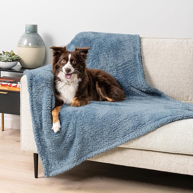 PetAmi Fluffy Waterproof Dog Blanket by PetAmi