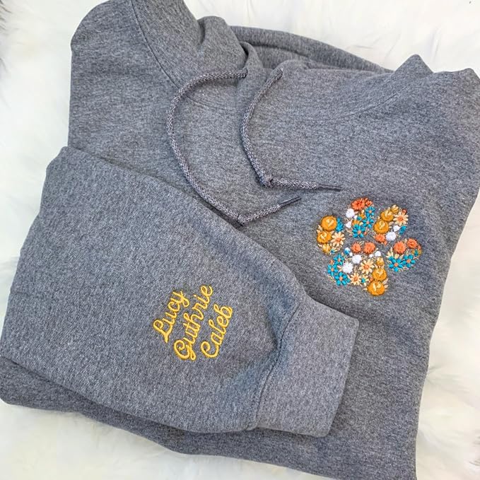 NAZENTI Custom Dog Mom Embroidered Sweatshirt - Image 3