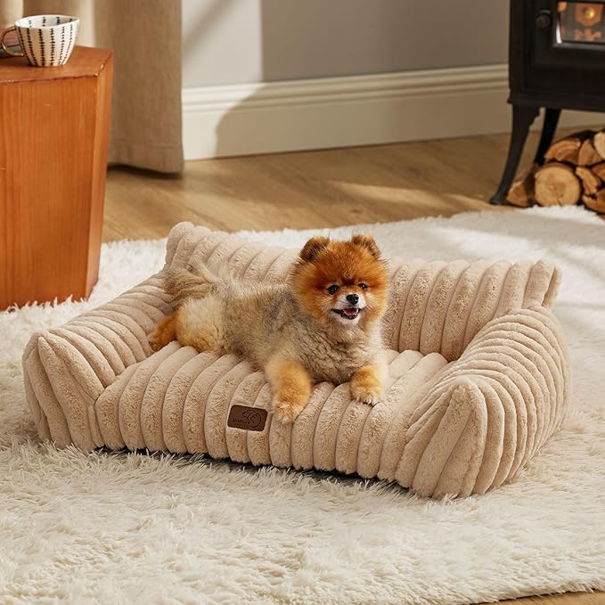 Bedsure ComfyFleece™ Cute Cat Couch by BEDSURE