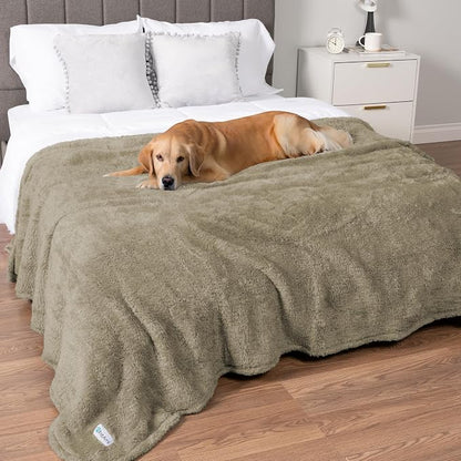 PetAmi Fluffy Waterproof Dog Blanket - Image 5