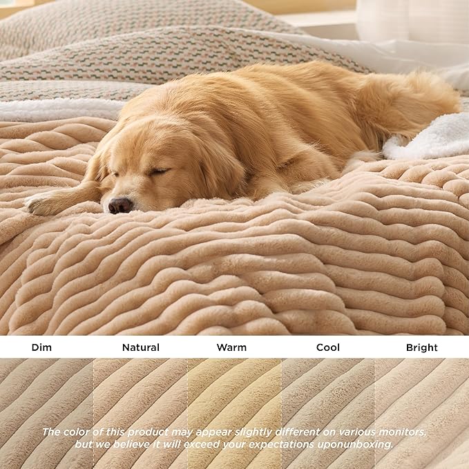 Bedsure ComfyFleece™ Waterproof Dog Blankets - Image 4