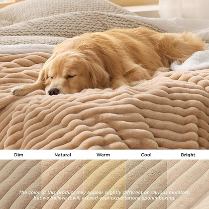 Bedsure ComfyFleece™ Waterproof Dog Blankets - Image 5