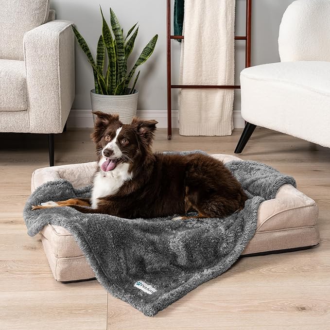 PetAmi Dog Blanket for Large Medium Dogs Grey, Fluffy Soft Puppy Blanket - Image 3
