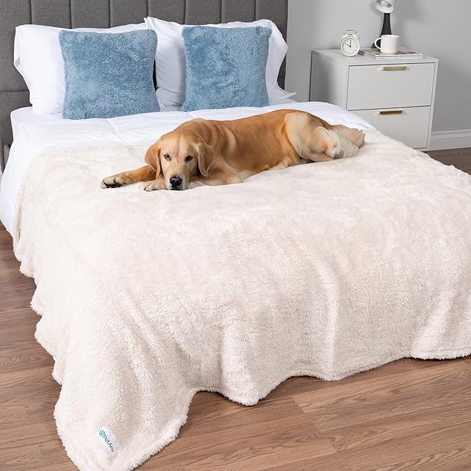 PetAmi Fluffy Soft Dog & Cat Blanket, Sherpa Fleece, Calming Pet Blanket Throw by PetAmi