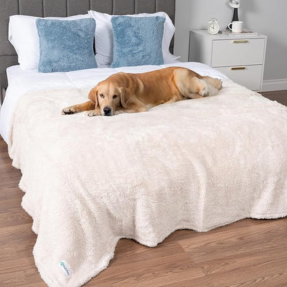PetAmi Fluffy Soft Dog & Cat Blanket, Sherpa Fleece, Calming Pet Blanket Throw by PetAmi