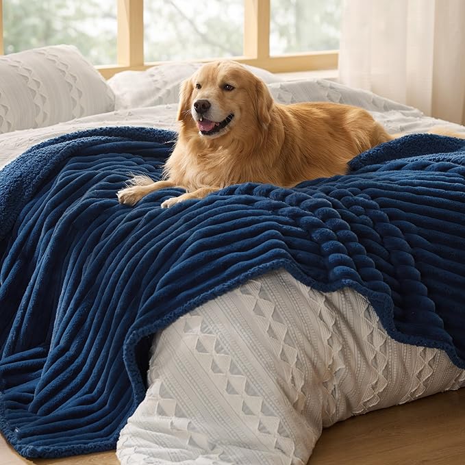 Bedsure ComfyFleece™ Waterproof Dog Blankets - Image 8