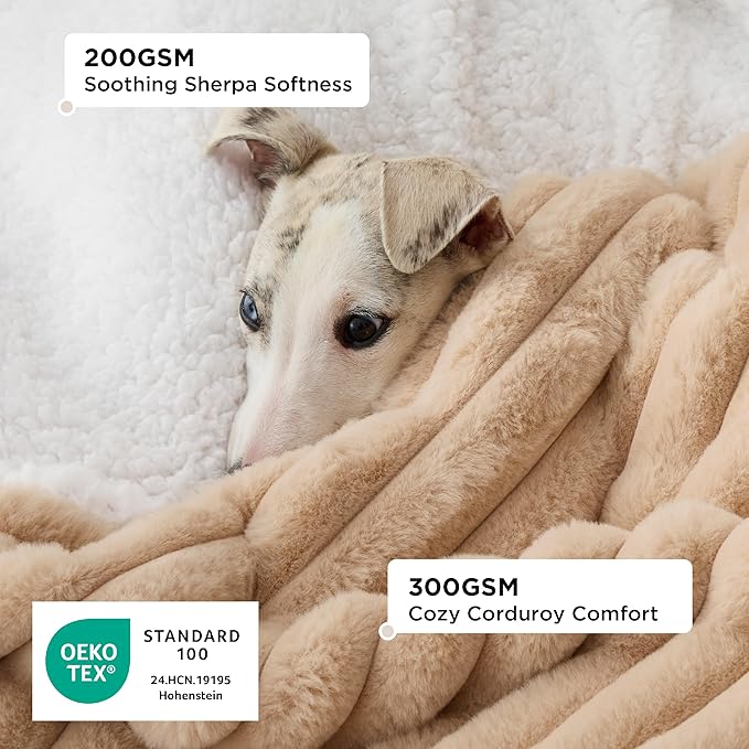 Bedsure ComfyFleece™ Waterproof Dog Blankets - Image 2