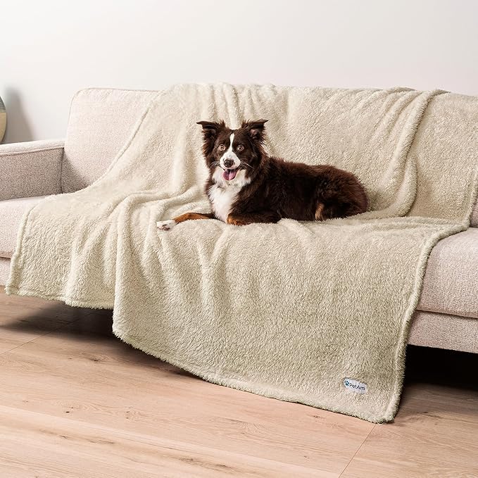PetAmi Fluffy Waterproof Dog Blanket by PetAmi
