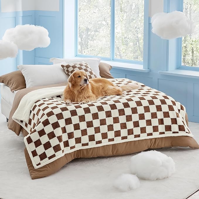 LE SURE Waterproof Dog Blanket for Large Dogs by Lesure