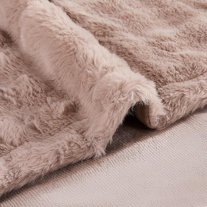 Modern Threads Water-Resistant Faux Rabbit Fur Pet Blanket - Image 7