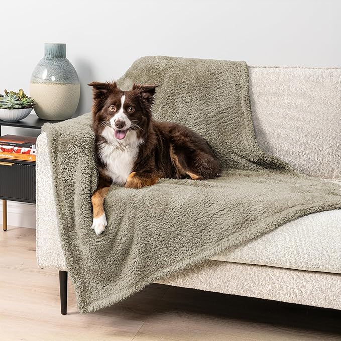 PetAmi Fluffy Waterproof Dog Blanket - Image 6
