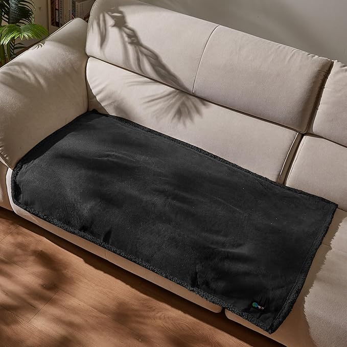 Kritter Planet Waterproof Dog Blanket, Reversible Water Proof Pet Blanket by KritterPlanet